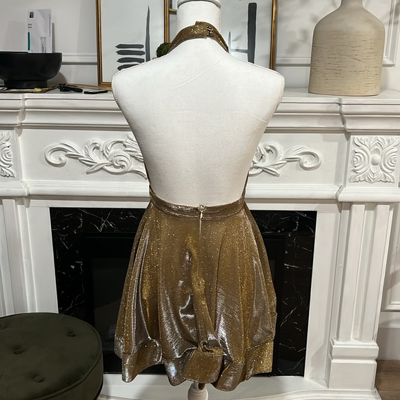 Luxxel gold open back , a line skirt mini dress - Picture 6 of 7